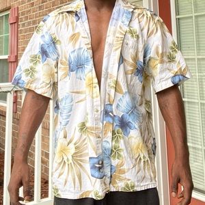 Vintage Tourist Button down